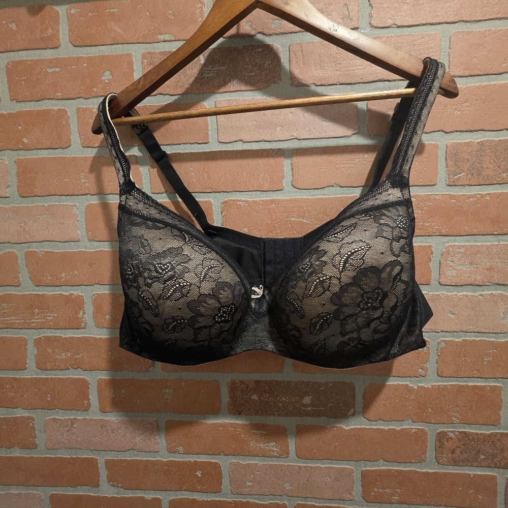 Cacique Black Floral Lace Bra 44D. Sku 95